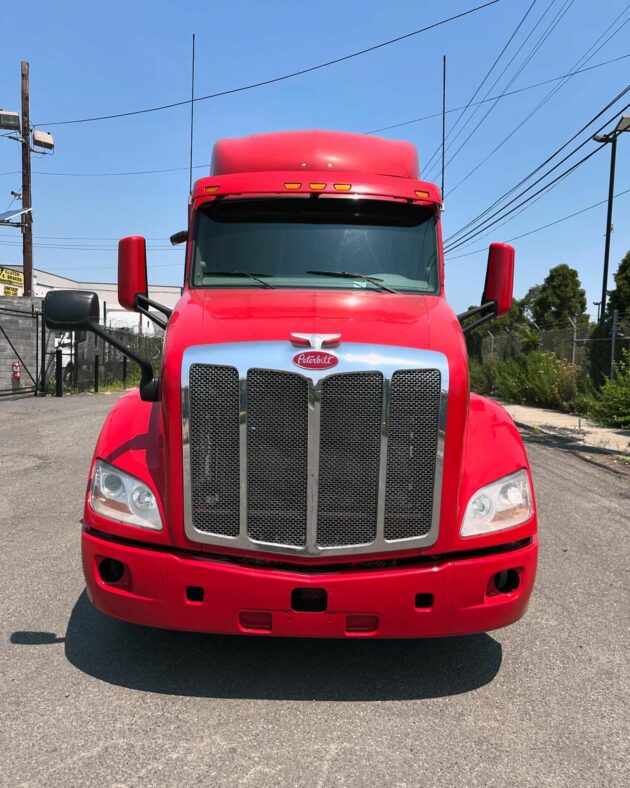 Truck Sale NJ: 2018 Peterbilt Model 579 - Miles 541,182