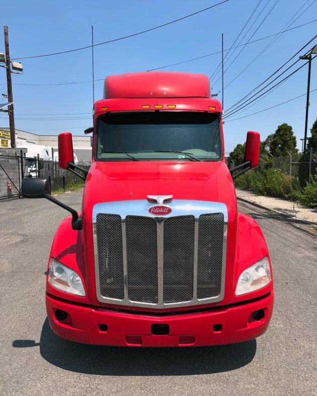 Truck Sale NJ: 2018 Peterbilt Model 579 - Miles 541,182