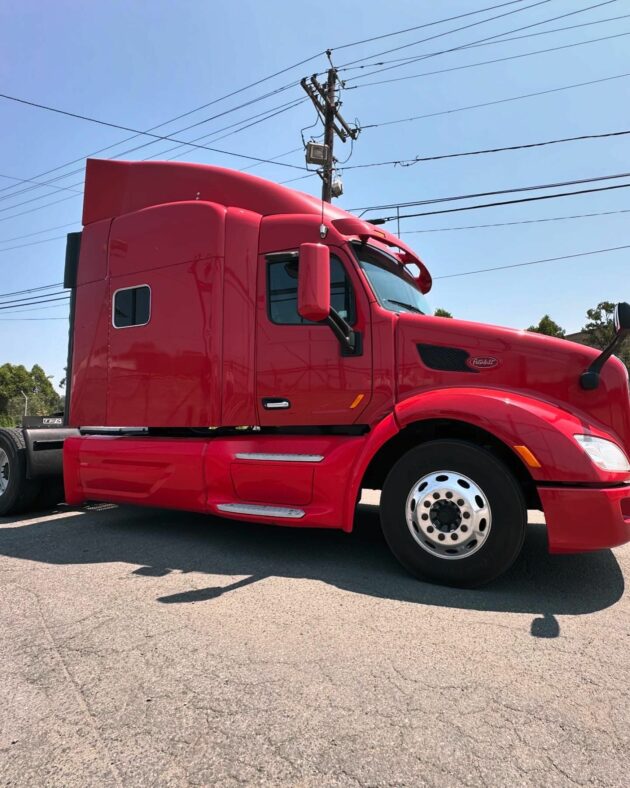 Truck Sale NJ: 2018 Peterbilt Model 579 - Miles 541,182