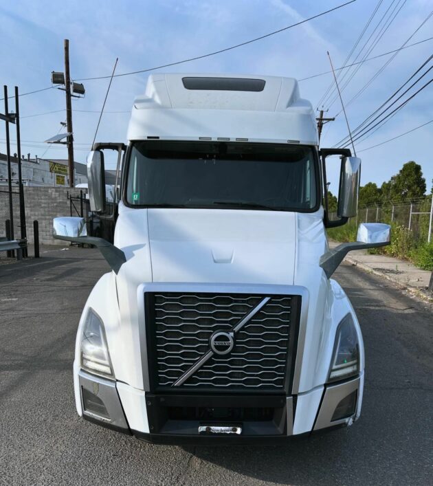 Truck Sales NJ: 2018 Volvo VNL Model 860