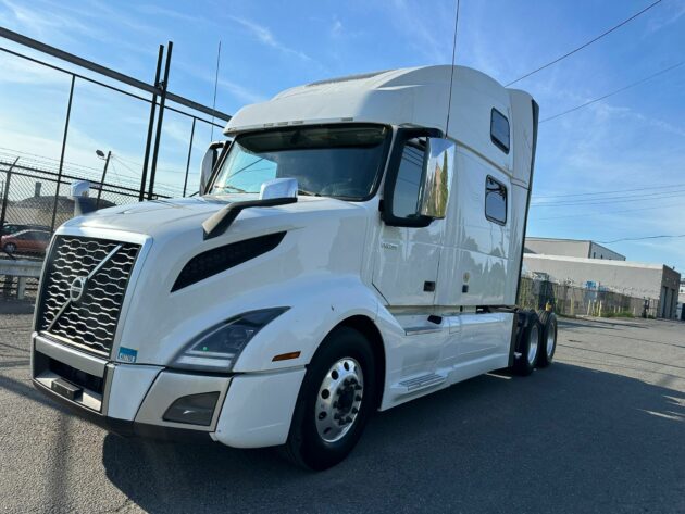 Truck Sales NJ: 2018 Volvo VNL Model 860