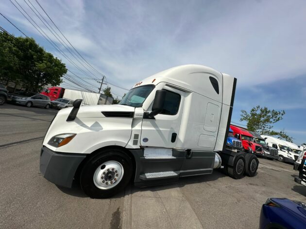 Truck Sales NJ: Freightliner Cascadia 2021 Engine Detrot DD15