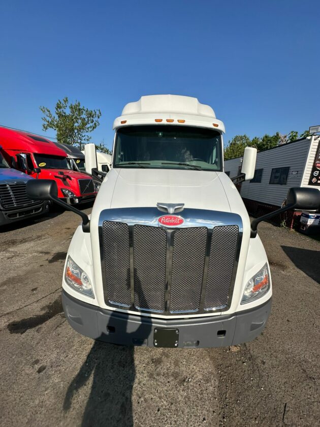 Truck Sales NJ: Peterbilt Model 579 2020