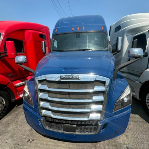 Truck Sales NJ: 2020 Freightliner Cascadia Engine Detrot DD15 - Miles 550,056