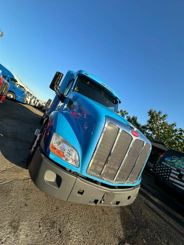 Truck Sales NJ: 2019 Peterbilt Model 579 - Miles 428,180