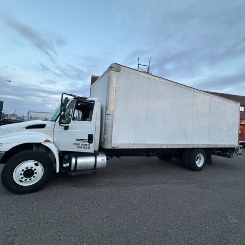 Truck Sales NJ: 2018 Box Truck International Engine Cummins - Miles 179,091