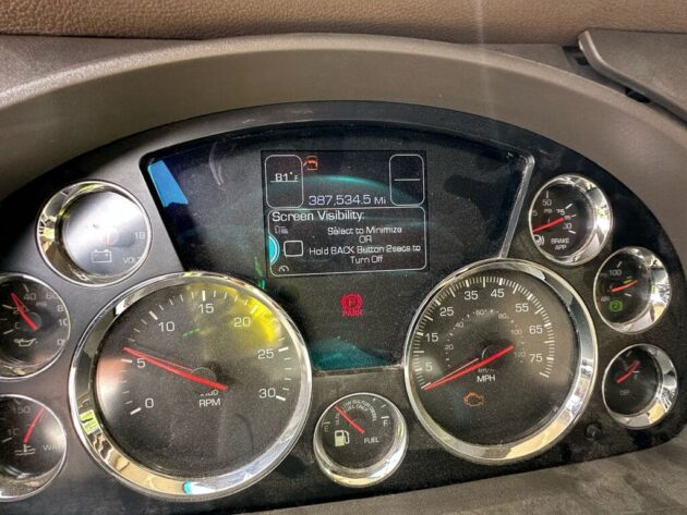 2017 Kenworth T680 - Miles 387,584 - Image 7